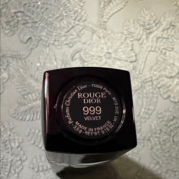 Dior Lipstick - Vibrant Rouge Dior Red Lipstick. - Picture 2 of 3